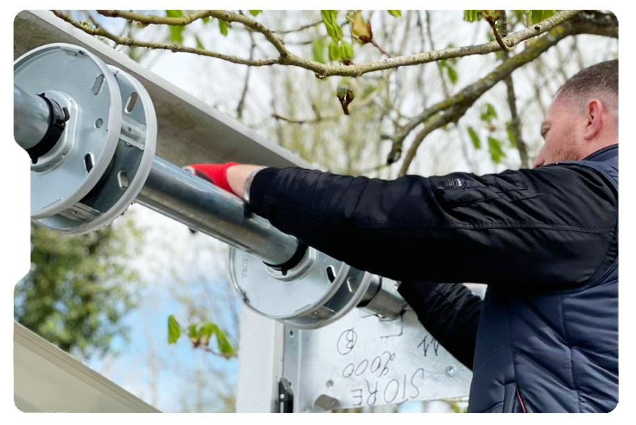 Motorisation-de-Rideaux-Metalliques